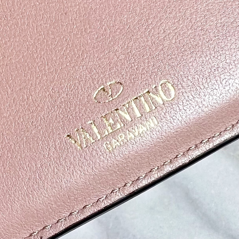 Valentino Garavani Blush Pink Rockstud Card Holder - Picture 10 of 10